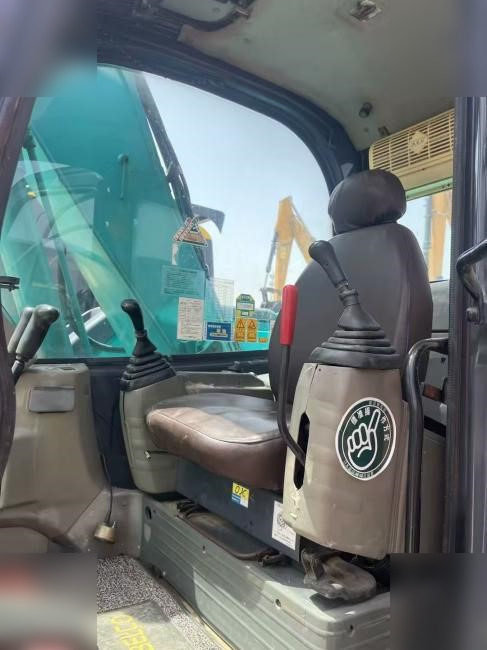 KOBELCO SK135SR - Ερπυστριοφόρος εκσκαφέας: φωτογραφία 5 KOBELCO SK135SR - Ερπυστριοφόρος εκσκαφέας: φωτογραφία 5