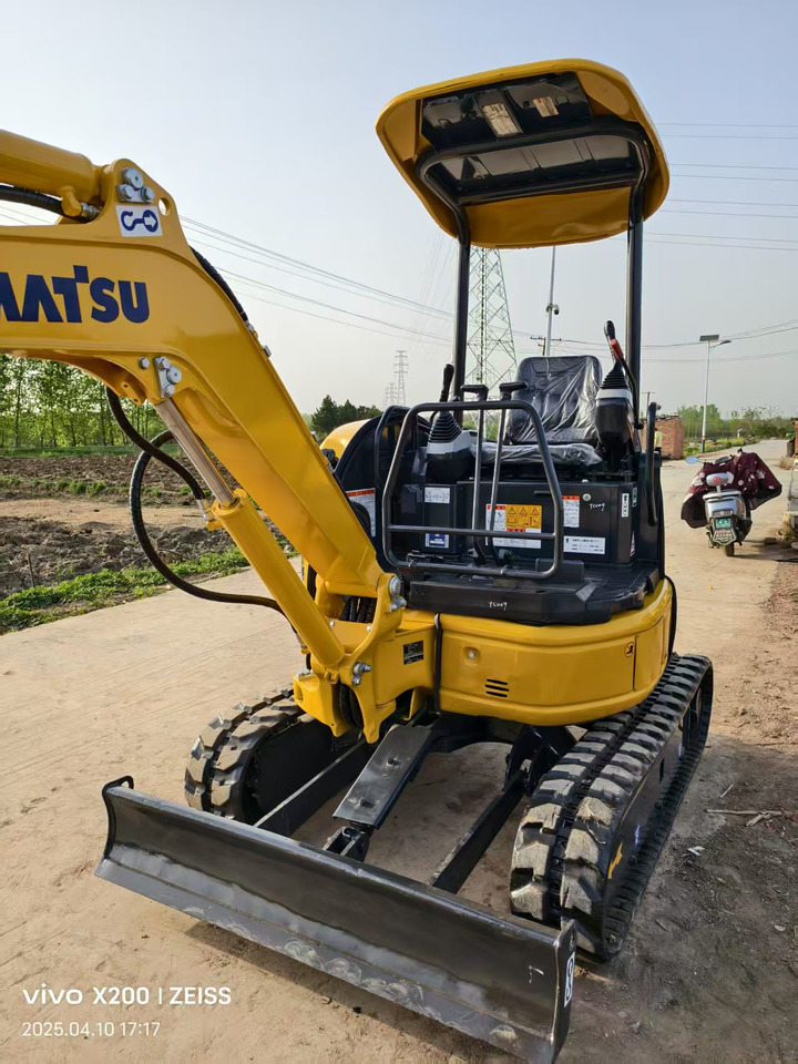 KOMATSU 20MR - Μίνι εκσκαφέας: φωτογραφία 4 KOMATSU 20MR - Μίνι εκσκαφέας: φωτογραφία 4