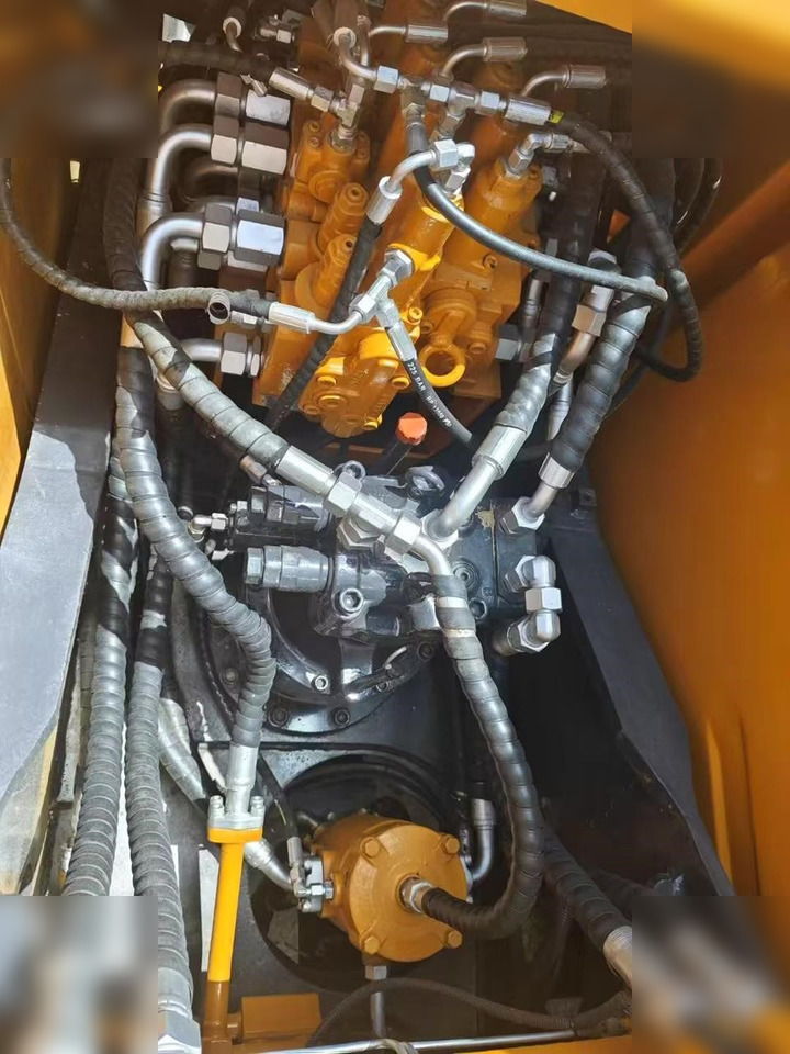 Ερπυστριοφόρος εκσκαφέας SANY SY155C: φωτογραφία 7