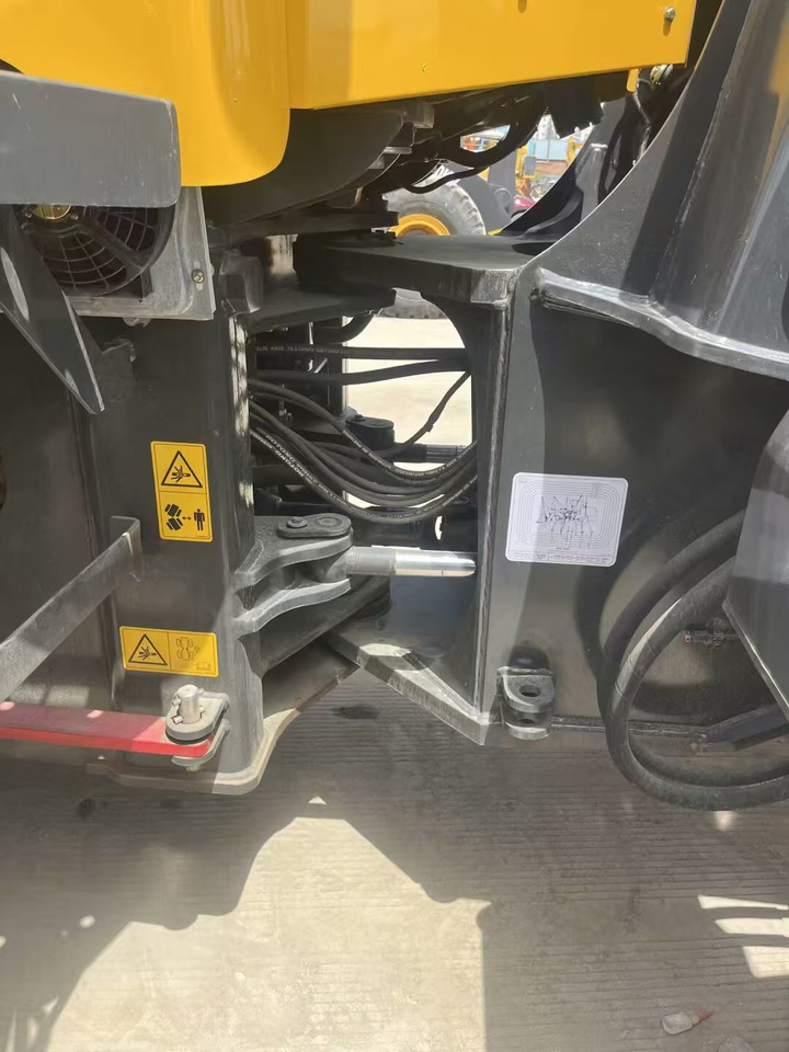 Ελαστιχοφόρος φορτωτής SDLG 958F: φωτογραφία 11 Ελαστιχοφόρος φορτωτής SDLG 958F: φωτογραφία 11