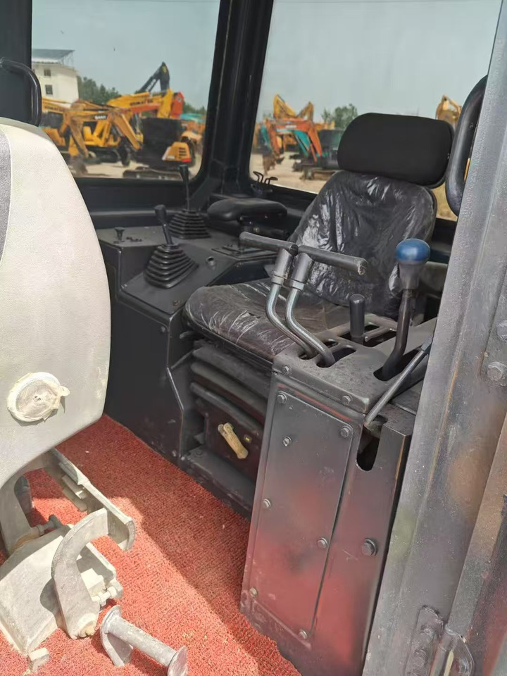 SHANTUI SD22 - Μπουλντόζα: φωτογραφία 2 SHANTUI SD22 - Μπουλντόζα: φωτογραφία 2