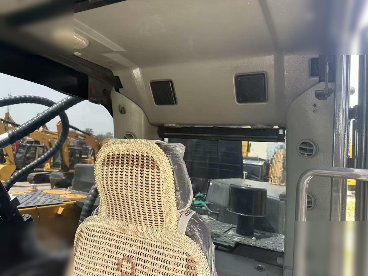 VOLVO EC300 - Ερπυστριοφόρος εκσκαφέας: φωτογραφία 2 VOLVO EC300 - Ερπυστριοφόρος εκσκαφέας: φωτογραφία 2