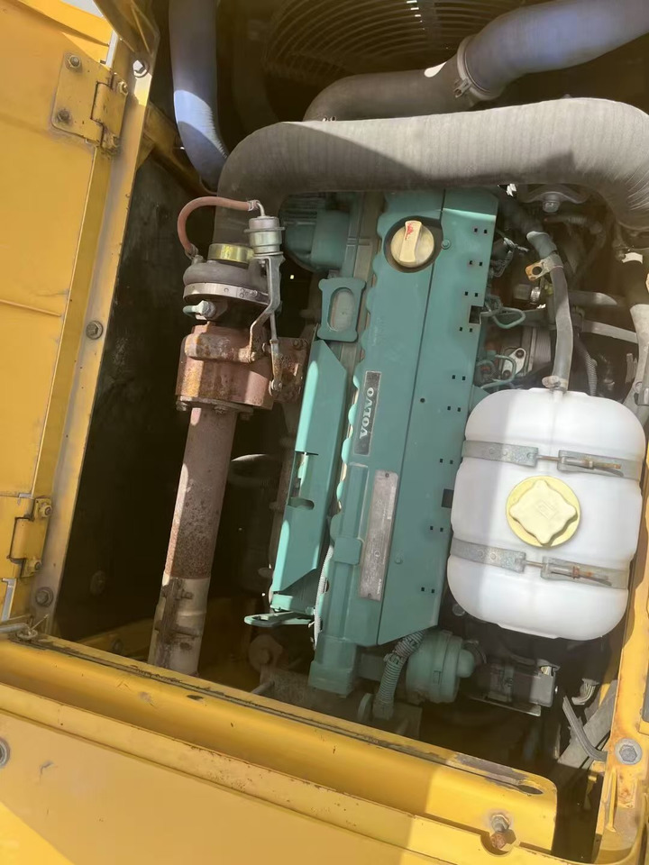 Volvo EC210 - Ερπυστριοφόρος εκσκαφέας: φωτογραφία 3 Volvo EC210 - Ερπυστριοφόρος εκσκαφέας: φωτογραφία 3