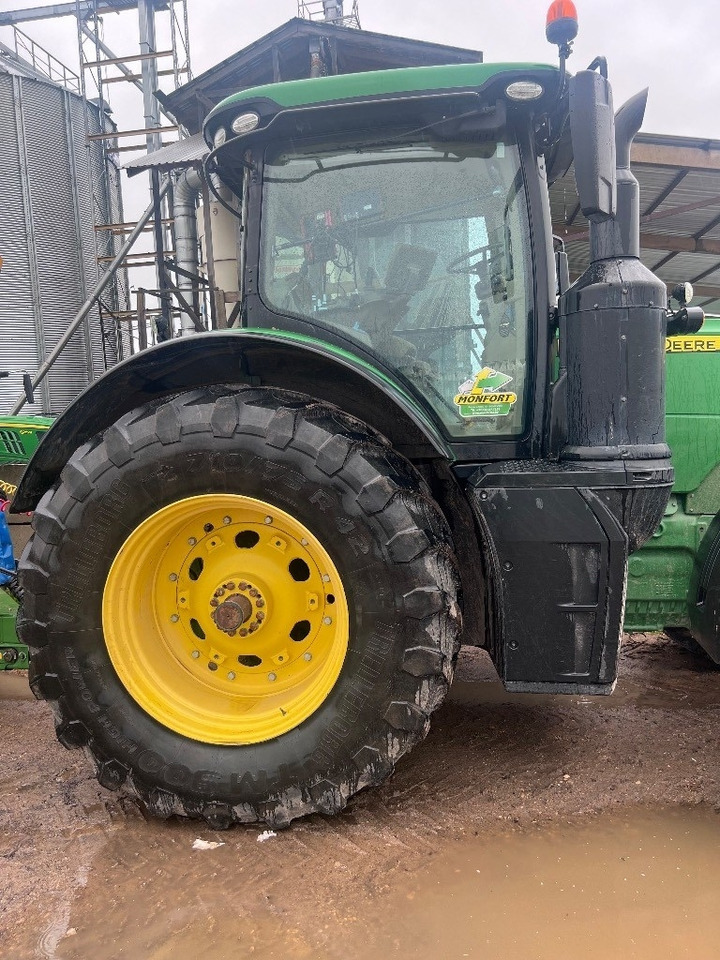 John Deere 8320R - Τρακτέρ: φωτογραφία 4 John Deere 8320R - Τρακτέρ: φωτογραφία 4