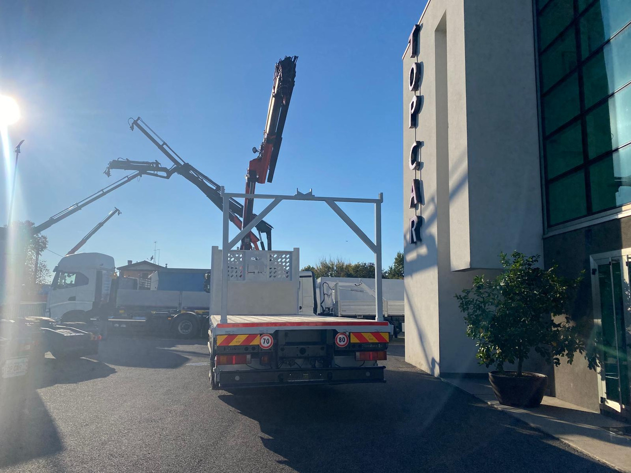IVECO AD260S36 - Φορτηγό με γερανό: φωτογραφία 5 IVECO AD260S36 - Φορτηγό με γερανό: φωτογραφία 5
