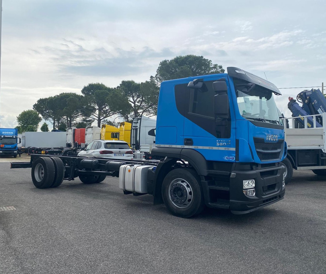 IVECO AT190S36 - Φορτηγό σασί: φωτογραφία 2 IVECO AT190S36 - Φορτηγό σασί: φωτογραφία 2