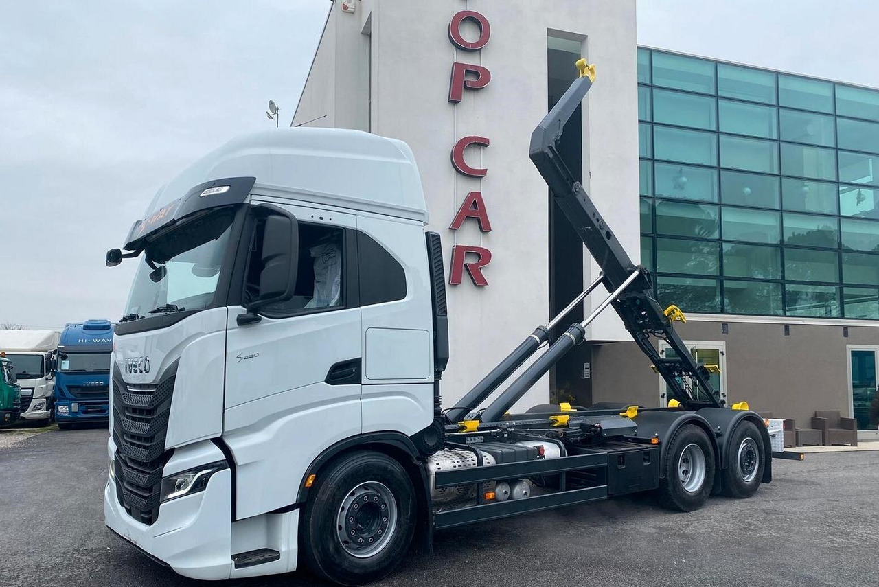 IVECO S-WAY 480 SCARRABILE FULL PNEUMATIC EURO 6 - Φορτηγό φόρτωσης γάντζου: φωτογραφία 1 IVECO S-WAY 480 SCARRABILE FULL PNEUMATIC EURO 6 - Φορτηγό φόρτωσης γάντζου: φωτογραφία 1