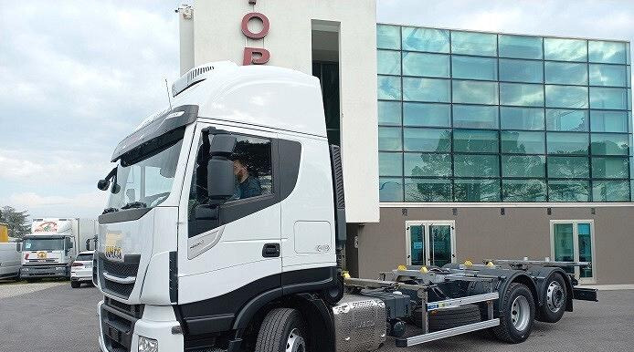 IVECO STRALIS AS260S48 A TELAIO FULL PNEUMATIC - Φορτηγό μεταφοράς εμπορευματοκιβωτίων/ Κινητό αμάξωμα: φωτογραφία 3 IVECO STRALIS AS260S48 A TELAIO FULL PNEUMATIC - Φορτηγό μεταφοράς εμπορευματοκιβωτίων/ Κινητό αμάξωμα: φωτογραφία 3
