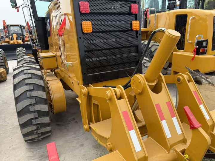 Certified CAT 140G Grader Used Construction Machine | No Accidents, Ready to Work | Price Negotiable - Γκρέιντερ: φωτογραφία 4 Certified CAT 140G Grader Used Construction Machine | No Accidents, Ready to Work | Price Negotiable - Γκρέιντερ: φωτογραφία 4