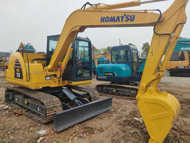 Cheap Used Komatsu PC70-8 Crawler Excavator with High Efficiency Used Heavy Machinery Komatsu PC70-8 Digger Cheap for Sale - Ερπυστριοφόρος εκσκαφέας: φωτογραφία 3 Cheap Used Komatsu PC70-8 Crawler Excavator with High Efficiency Used Heavy Machinery Komatsu PC70-8 Digger Cheap for Sale - Ερπυστριοφόρος εκσκαφέας: φωτογραφία 3