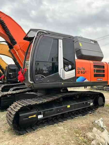 Hitachi Brand Zx210 Crawler Excavator 21tons Digger for Sale Used Hitachi Zx200 210 350 Excavator in Stock on Sale - Εκσκαφέας: φωτογραφία 3 Hitachi Brand Zx210 Crawler Excavator 21tons Digger for Sale Used Hitachi Zx200 210 350 Excavator in Stock on Sale - Εκσκαφέας: φωτογραφία 3