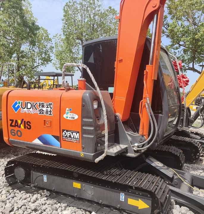 Original Japan Hitachi ZX60 Excavator Hitachi Excavator in Low Price for Hot Sale - Ερπυστριοφόρος εκσκαφέας: φωτογραφία 2 Original Japan Hitachi ZX60 Excavator Hitachi Excavator in Low Price for Hot Sale - Ερπυστριοφόρος εκσκαφέας: φωτογραφία 2