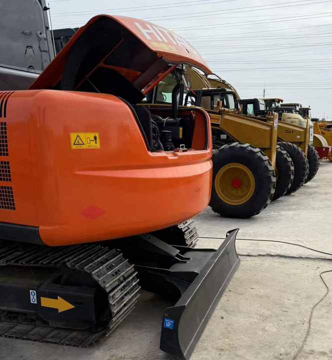 Original Japan Hitachi ZX60 Excavator Hitachi Excavator in Low Price for Hot Sale - Ερπυστριοφόρος εκσκαφέας: φωτογραφία 4 Original Japan Hitachi ZX60 Excavator Hitachi Excavator in Low Price for Hot Sale - Ερπυστριοφόρος εκσκαφέας: φωτογραφία 4