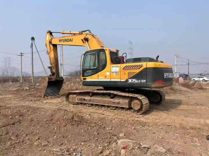 Used HYUNDAI 305LC-9T Crawler Excavator with good performance Hyundai30 tons earthmoving machinery with low price on-sale - Ερπυστριοφόρος εκσκαφέας: φωτογραφία 4 Used HYUNDAI 305LC-9T Crawler Excavator with good performance Hyundai30 tons earthmoving machinery with low price on-sale - Ερπυστριοφόρος εκσκαφέας: φωτογραφία 4