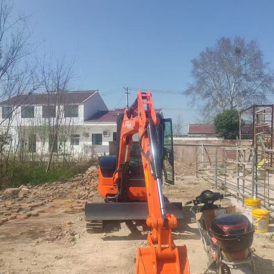 Kubota U30 - Μίνι εκσκαφέας: φωτογραφία 4 Kubota U30 - Μίνι εκσκαφέας: φωτογραφία 4