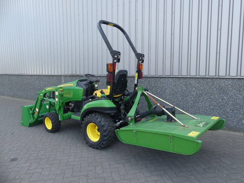 John Deere 1025 R - Τρακτέρ: φωτογραφία 4 John Deere 1025 R - Τρακτέρ: φωτογραφία 4