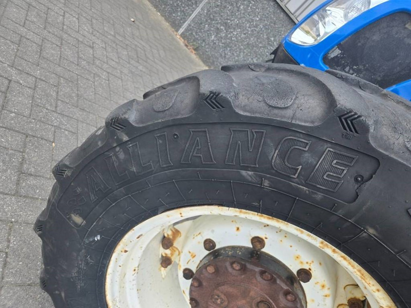 Τρακτέρ New Holland TL 90 A: φωτογραφία 15