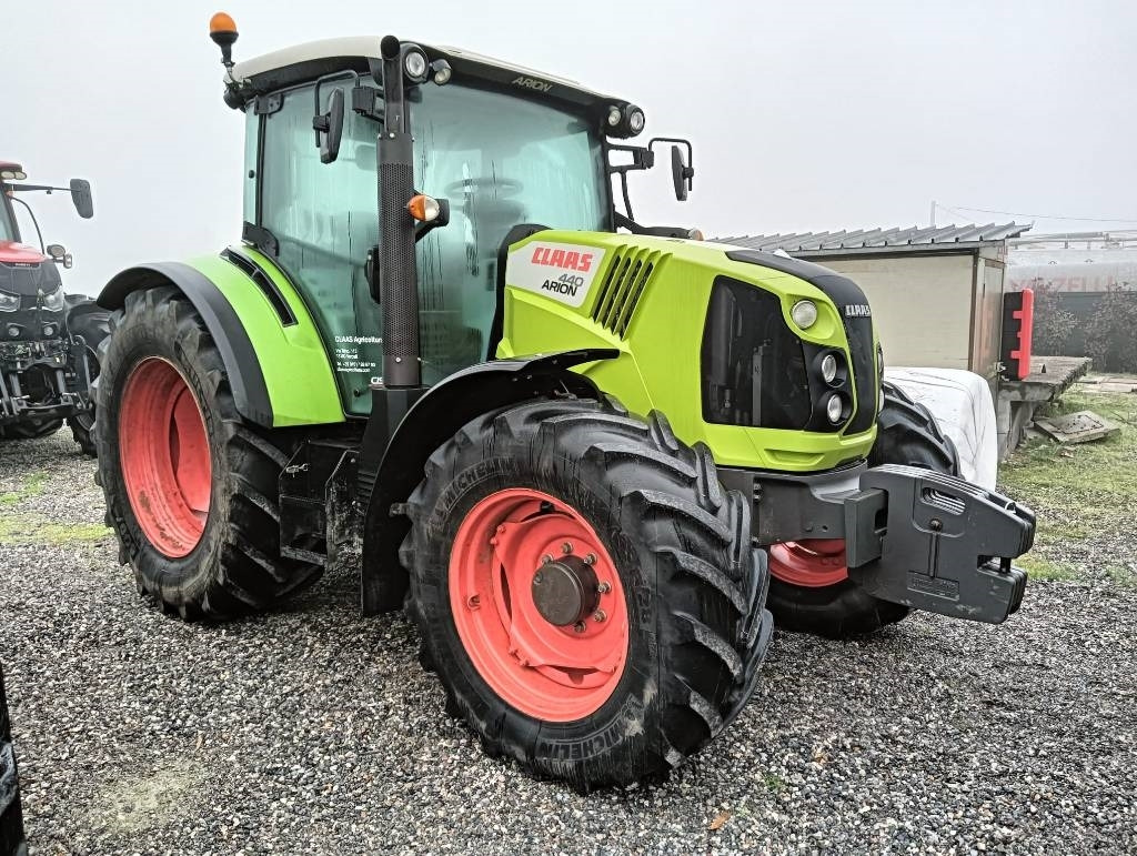 Claas Arion 440 - Τρακτέρ: φωτογραφία 3 Claas Arion 440 - Τρακτέρ: φωτογραφία 3