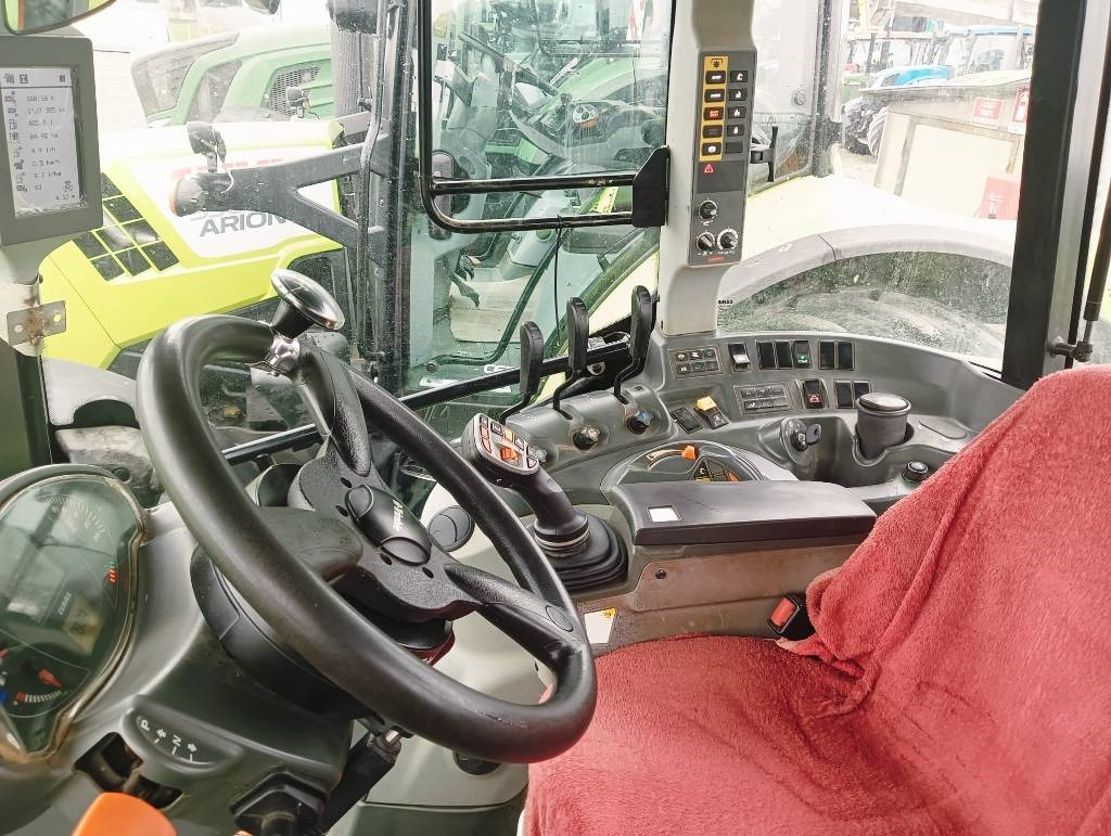 Claas Arion 460 - Τρακτέρ: φωτογραφία 2 Claas Arion 460 - Τρακτέρ: φωτογραφία 2