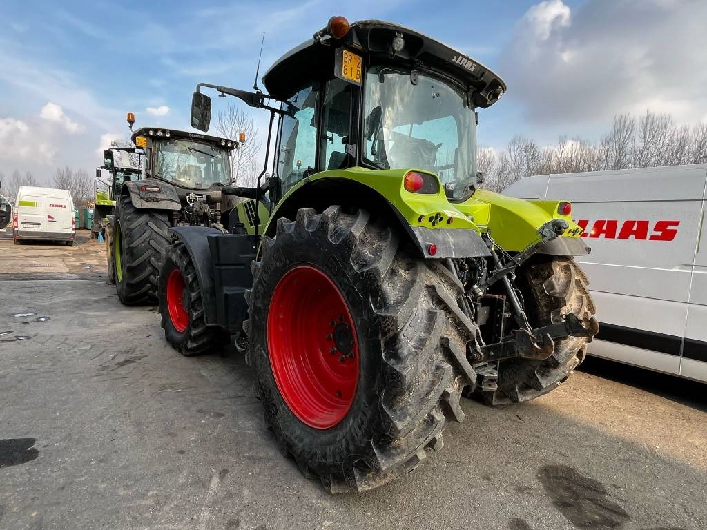 Claas Arion 650 - Τρακτέρ: φωτογραφία 2 Claas Arion 650 - Τρακτέρ: φωτογραφία 2