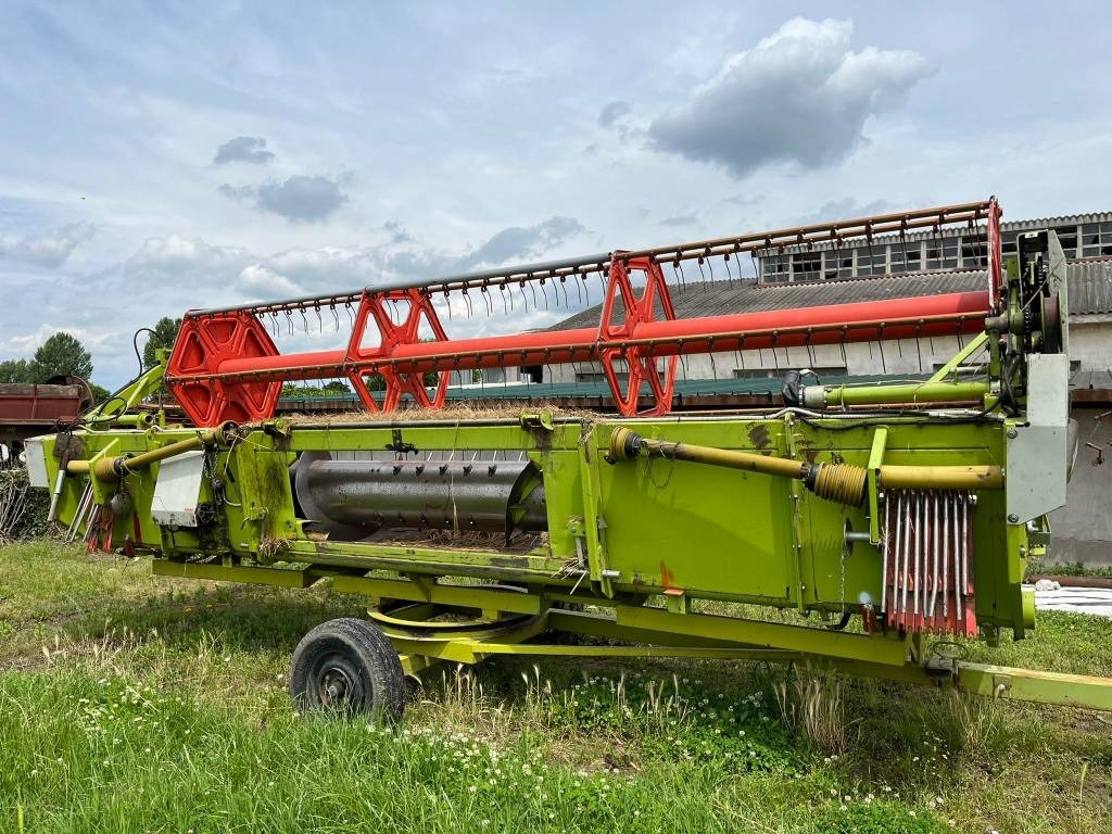 Claas C 540 - Θεριζοαλωνιστική μηχανή - κεφαλή: φωτογραφία 1 Claas C 540 - Θεριζοαλωνιστική μηχανή - κεφαλή: φωτογραφία 1
