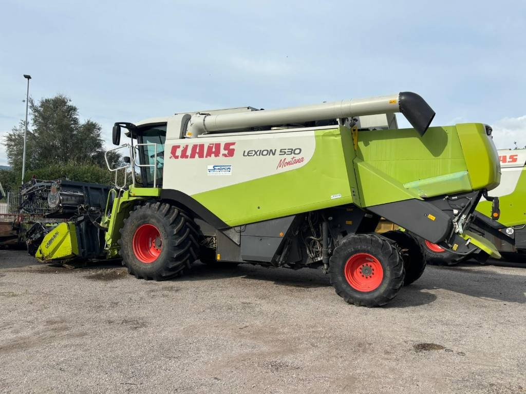 Claas Lexion 530 Montana - Θεριζοαλωνιστική μηχανή: φωτογραφία 1 Claas Lexion 530 Montana - Θεριζοαλωνιστική μηχανή: φωτογραφία 1