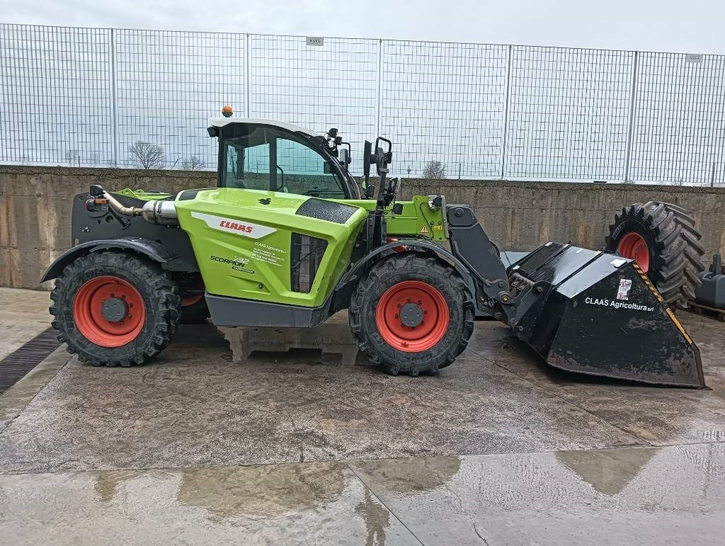 Claas Scorpion 732 - Τηλεσκοπικός φορτωτής: φωτογραφία 2 Claas Scorpion 732 - Τηλεσκοπικός φορτωτής: φωτογραφία 2