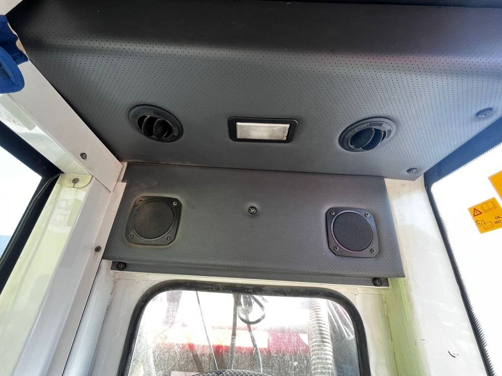 Μηχανηματα λιπάσματα Finotto E170: φωτογραφία 9 Μηχανηματα λιπάσματα Finotto E170: φωτογραφία 9