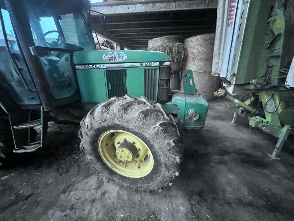 John Deere 6200 - Τρακτέρ: φωτογραφία 2 John Deere 6200 - Τρακτέρ: φωτογραφία 2