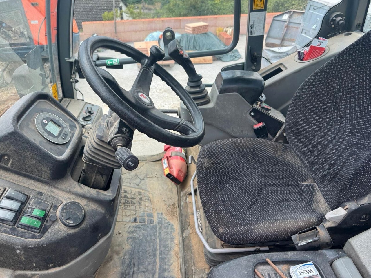 Kramer 8075 / 5075 - Ελαστιχοφόρος φορτωτής: φωτογραφία 5 Kramer 8075 / 5075 - Ελαστιχοφόρος φορτωτής: φωτογραφία 5