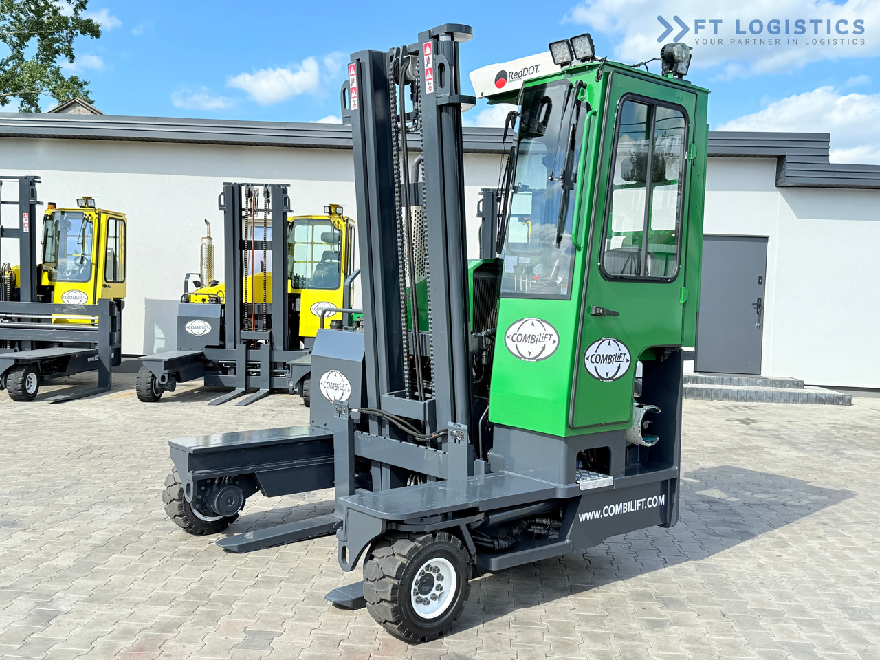 COMBILIFT C3500 / DUPLEX 4100MM / GAS / EXTENDABLE FORKS / CABIN / HEATING + AIR CONDITIONING / LIKE NEW - 4-κίνητα ανυψωτικό στενών δρόμων: φωτογραφία 1 COMBILIFT C3500 / DUPLEX 4100MM / GAS / EXTENDABLE FORKS / CABIN / HEATING + AIR CONDITIONING / LIKE NEW - 4-κίνητα ανυψωτικό στενών δρόμων: φωτογραφία 1