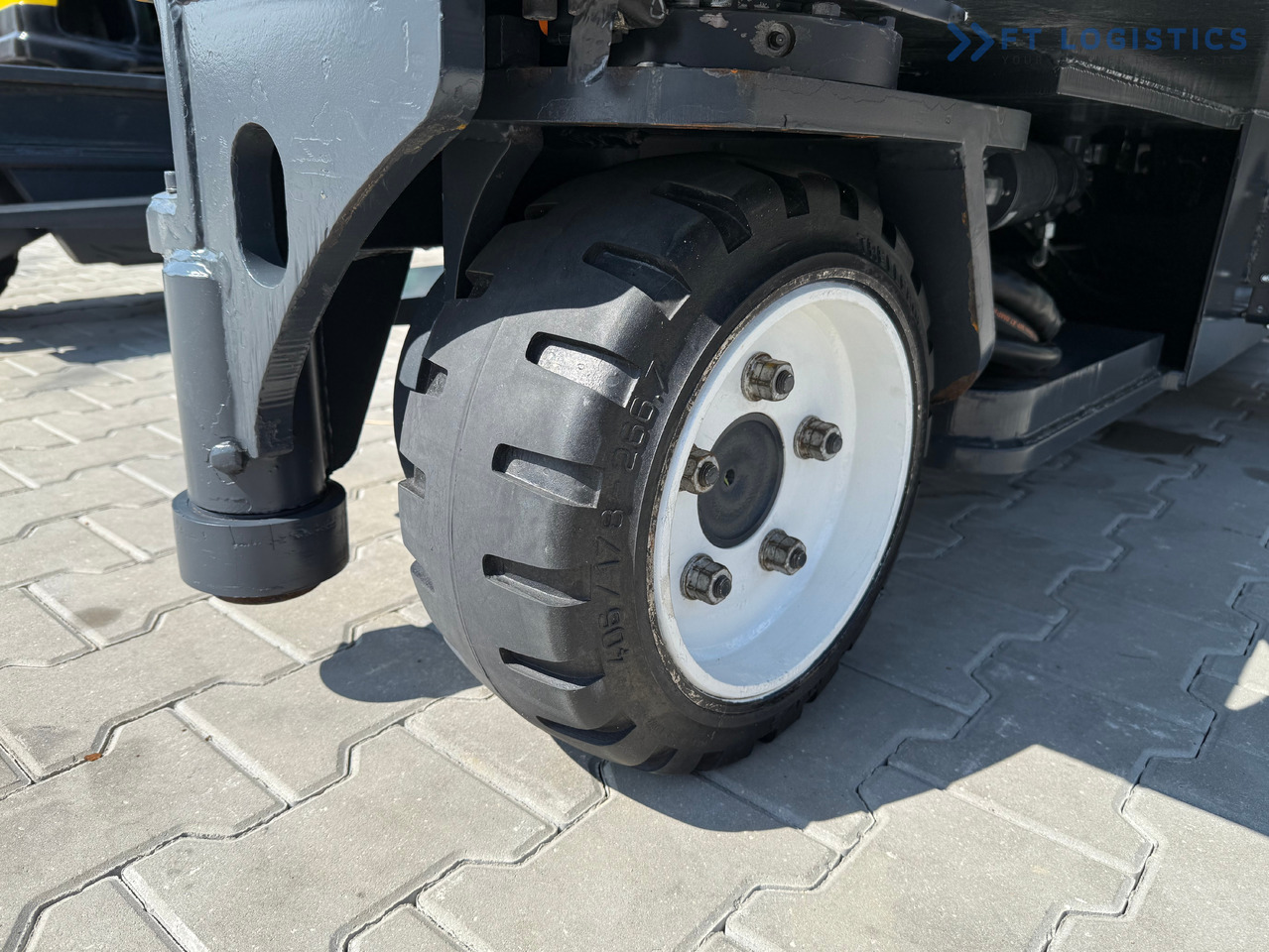 COMBILIFT C5000E / ELECTRIC / TRIPLEX 8300MM / FULL FREE LIFT / WIDE POSITIONER / FORK SIDESHIFT / BATTERY LIKE NEW - 4-κίνητα ανυψωτικό στενών δρόμων: φωτογραφία 3 COMBILIFT C5000E / ELECTRIC / TRIPLEX 8300MM / FULL FREE LIFT / WIDE POSITIONER / FORK SIDESHIFT / BATTERY LIKE NEW - 4-κίνητα ανυψωτικό στενών δρόμων: φωτογραφία 3