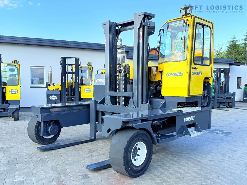 Combilift C14000 / LPG GAS / DUPLEX 3600MM / FREE LIFT / FORK POSITIONER / 1500MM FORKS / LIKE NEW C14000 / LPG GAS / DUPLEX 3600MM / FREE - 4-κίνητα ανυψωτικό στενών δρόμων: φωτογραφία 2 Combilift C14000 / LPG GAS / DUPLEX 3600MM / FREE LIFT / FORK POSITIONER / 1500MM FORKS / LIKE NEW C14000 / LPG GAS / DUPLEX 3600MM / FREE - 4-κίνητα ανυψωτικό στενών δρόμων: φωτογραφία 2