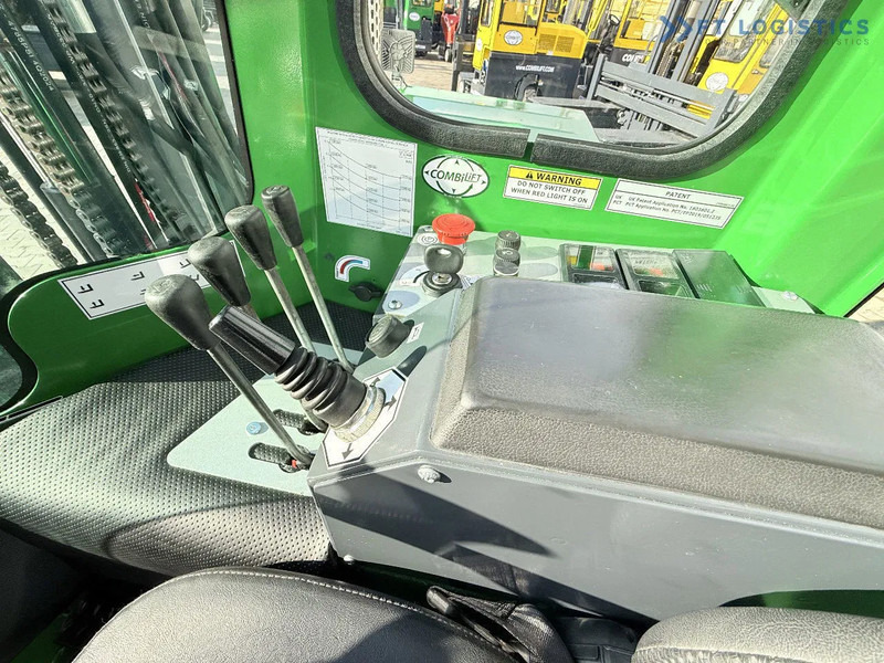 4-κίνητα ανυψωτικό στενών δρόμων Combilift C3000 / DIESEL / DUPLEX 4200MM / FREE LIFT / WIDE FORK POSITIONER / FULL CABIN / EXCELLENT CONDITION / Wide range of four-way an: φωτογραφία 16 4-κίνητα ανυψωτικό στενών δρόμων Combilift C3000 / DIESEL / DUPLEX 4200MM / FREE LIFT / WIDE FORK POSITIONER / FULL CABIN / EXCELLENT CONDITION / Wide range of four-way an: φωτογραφία 16