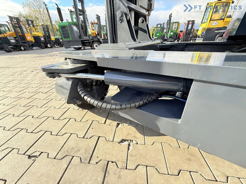 4-κίνητα ανυψωτικό στενών δρόμων Combilift C3000 / DIESEL / DUPLEX 4200MM / FREE LIFT / WIDE FORK POSITIONER / FULL CABIN / EXCELLENT CONDITION / Wide range of four-way an: φωτογραφία 18 4-κίνητα ανυψωτικό στενών δρόμων Combilift C3000 / DIESEL / DUPLEX 4200MM / FREE LIFT / WIDE FORK POSITIONER / FULL CABIN / EXCELLENT CONDITION / Wide range of four-way an: φωτογραφία 18