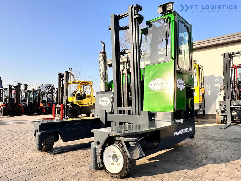 Combilift C3000 / DUPLEX / 4100MM / LPG / FREE LIFT / Like New C3000 / DUPLEX / 4100MM / LPG / FREE LIFT / Like New - 4-κίνητα ανυψωτικό στενών δρόμων: φωτογραφία 5 Combilift C3000 / DUPLEX / 4100MM / LPG / FREE LIFT / Like New C3000 / DUPLEX / 4100MM / LPG / FREE LIFT / Like New - 4-κίνητα ανυψωτικό στενών δρόμων: φωτογραφία 5