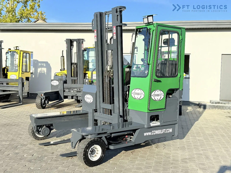 Combilift C4000 / DIESEL / DUPLEX 4100MM / FREE LIFT / SIDE SHIFT / FULL CABIN / EXCELLENT CONDITION / Wide range of four-way and side loa - 4-κίνητα ανυψωτικό στενών δρόμων: φωτογραφία 1 Combilift C4000 / DIESEL / DUPLEX 4100MM / FREE LIFT / SIDE SHIFT / FULL CABIN / EXCELLENT CONDITION / Wide range of four-way and side loa - 4-κίνητα ανυψωτικό στενών δρόμων: φωτογραφία 1