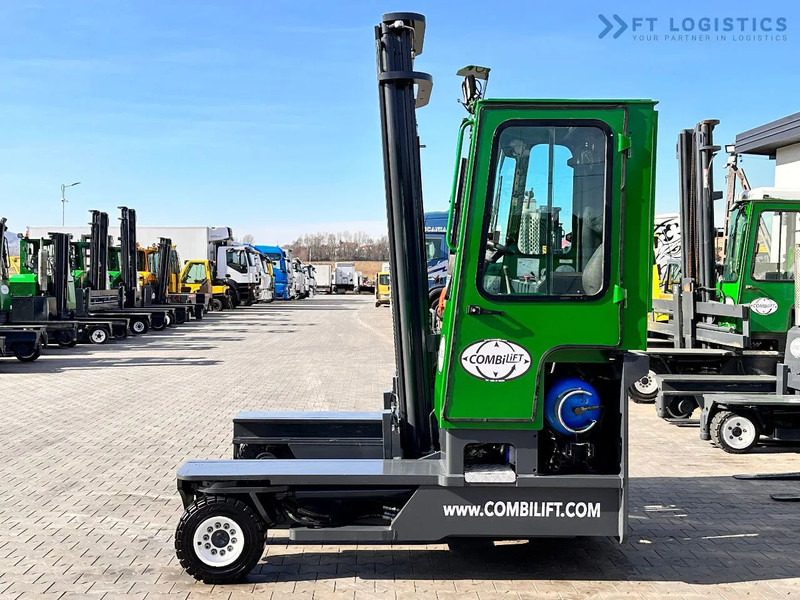Combilift C4000 / LPG / DUPLEX / 4500MM / FREE LIFT / LIKE NEW C4000 / LPG / DUPLEX / 4500MM / FREE LIFT / LIKE NEW - 4-κίνητα ανυψωτικό στενών δρόμων: φωτογραφία 3 Combilift C4000 / LPG / DUPLEX / 4500MM / FREE LIFT / LIKE NEW C4000 / LPG / DUPLEX / 4500MM / FREE LIFT / LIKE NEW - 4-κίνητα ανυψωτικό στενών δρόμων: φωτογραφία 3