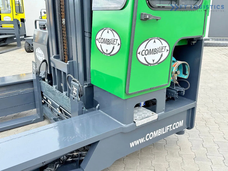 Combilift C4000 / TRIPLEX / 9300MM / FREE LIFT / POSITIONER / GAS / CABIN C4000 / TRIPLEX / 9300MM / FREE LIFT / POSITIONER / GAS / CABIN - 4-κίνητα ανυψωτικό στενών δρόμων: φωτογραφία 4 Combilift C4000 / TRIPLEX / 9300MM / FREE LIFT / POSITIONER / GAS / CABIN C4000 / TRIPLEX / 9300MM / FREE LIFT / POSITIONER / GAS / CABIN - 4-κίνητα ανυψωτικό στενών δρόμων: φωτογραφία 4