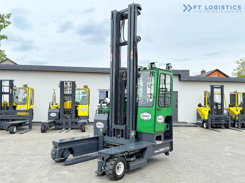 Combilift C4000 / TRIPLEX / 9300MM / FREE LIFT / POSITIONER / GAS / CABIN C4000 / TRIPLEX / 9300MM / FREE LIFT / POSITIONER / GAS / CABIN - 4-κίνητα ανυψωτικό στενών δρόμων: φωτογραφία 1 Combilift C4000 / TRIPLEX / 9300MM / FREE LIFT / POSITIONER / GAS / CABIN C4000 / TRIPLEX / 9300MM / FREE LIFT / POSITIONER / GAS / CABIN - 4-κίνητα ανυψωτικό στενών δρόμων: φωτογραφία 1
