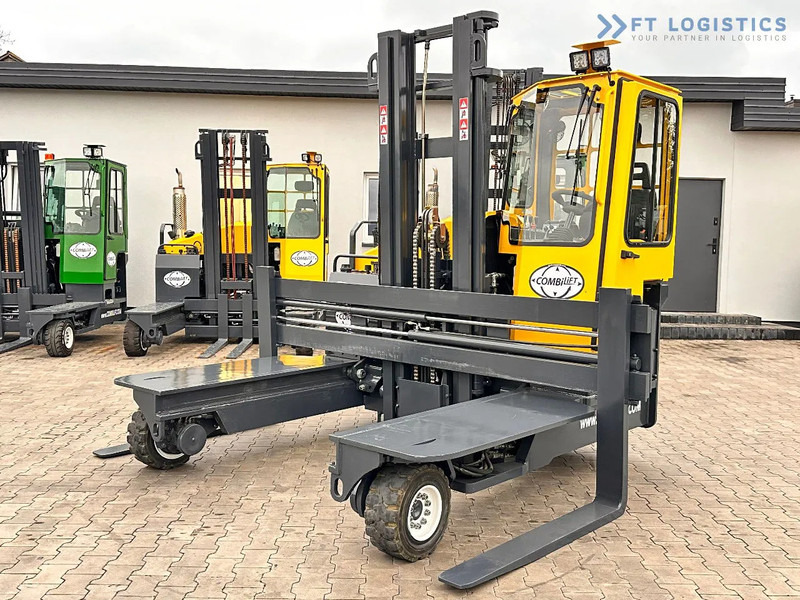 Combilift C4500 / DUPLEX / 4050MM / DIESEL / WIDE POSITIONER / FREE LIFT C4500 / DUPLEX / 4050MM / DIESEL / WIDE POSITIONER / FREE LIFT - 4-κίνητα ανυψωτικό στενών δρόμων: φωτογραφία 4 Combilift C4500 / DUPLEX / 4050MM / DIESEL / WIDE POSITIONER / FREE LIFT C4500 / DUPLEX / 4050MM / DIESEL / WIDE POSITIONER / FREE LIFT - 4-κίνητα ανυψωτικό στενών δρόμων: φωτογραφία 4