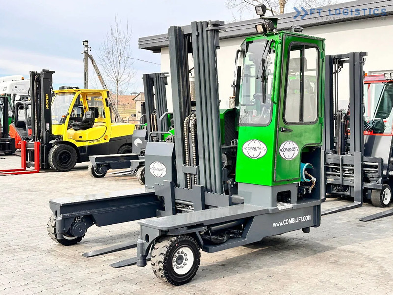 Combilift C4500 / LPG / TRIPLEX / 5500MM / FREE LIFT / HYDRAULIC FORK SHIFT / Like New C4500 / LPG / TRIPLEX / 5500MM / FREE LIFT / HYDRAU - 4-κίνητα ανυψωτικό στενών δρόμων: φωτογραφία 1 Combilift C4500 / LPG / TRIPLEX / 5500MM / FREE LIFT / HYDRAULIC FORK SHIFT / Like New C4500 / LPG / TRIPLEX / 5500MM / FREE LIFT / HYDRAU - 4-κίνητα ανυψωτικό στενών δρόμων: φωτογραφία 1