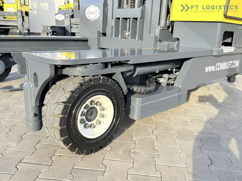 Combilift C5000 / DIESEL / TRIPLEX 7600MM / FULL FREE LIFT / FORK POSITIONER / HEATING / FULL HEATED CABIN / EXCELLENT CONDITION / Wide ra - 4-κίνητα ανυψωτικό στενών δρόμων: φωτογραφία 4 Combilift C5000 / DIESEL / TRIPLEX 7600MM / FULL FREE LIFT / FORK POSITIONER / HEATING / FULL HEATED CABIN / EXCELLENT CONDITION / Wide ra - 4-κίνητα ανυψωτικό στενών δρόμων: φωτογραφία 4
