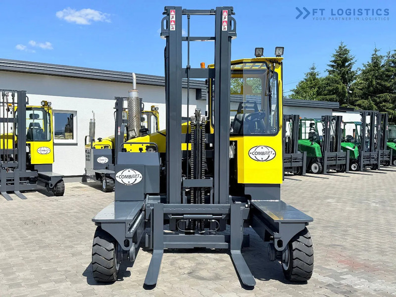 Combilift C5000XL / GAS / DUPLEX / 4500MM / FREE LIFT / SIDESHIFT / FORK POSITIONER / XL CABIN / NEW TYRES C5000XL / GAS / DUPLEX / 4500MM - 4-κίνητα ανυψωτικό στενών δρόμων: φωτογραφία 5 Combilift C5000XL / GAS / DUPLEX / 4500MM / FREE LIFT / SIDESHIFT / FORK POSITIONER / XL CABIN / NEW TYRES C5000XL / GAS / DUPLEX / 4500MM - 4-κίνητα ανυψωτικό στενών δρόμων: φωτογραφία 5