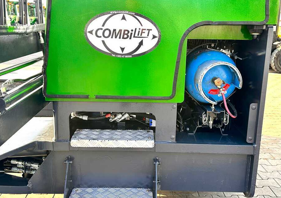 Combilift C5000XL / LPG / AIR CONDITIONING / WIDE POSITIONER / DUPLEX MAST / ADJUSTABLE FORKS / NEW TIRES / EXCELLENT CONDITION! - 4-κίνητα ανυψωτικό στενών δρόμων: φωτογραφία 5 Combilift C5000XL / LPG / AIR CONDITIONING / WIDE POSITIONER / DUPLEX MAST / ADJUSTABLE FORKS / NEW TIRES / EXCELLENT CONDITION! - 4-κίνητα ανυψωτικό στενών δρόμων: φωτογραφία 5