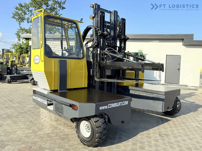 Combilift C6000SR / DUPLEX / 4200MM / LOAD CLAMP ON FORKS / FREE LIFT / DIESEL / POSITIONER / NEW TIRES / LIKE NEW / Wide range of four-wa - 4-κίνητα ανυψωτικό στενών δρόμων: φωτογραφία 1 Combilift C6000SR / DUPLEX / 4200MM / LOAD CLAMP ON FORKS / FREE LIFT / DIESEL / POSITIONER / NEW TIRES / LIKE NEW / Wide range of four-wa - 4-κίνητα ανυψωτικό στενών δρόμων: φωτογραφία 1