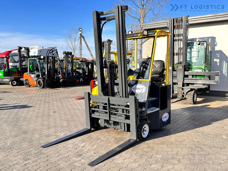 Combilift CB3000 / LPG / DUPLEX / 4000MM / FREE LIFT / NEW TIRES / LIKE NEW CB3000 / LPG / DUPLEX / 4000MM / FREE LIFT / NEW TIRES / LIKE - 4-κίνητα ανυψωτικό στενών δρόμων: φωτογραφία 2 Combilift CB3000 / LPG / DUPLEX / 4000MM / FREE LIFT / NEW TIRES / LIKE NEW CB3000 / LPG / DUPLEX / 4000MM / FREE LIFT / NEW TIRES / LIKE - 4-κίνητα ανυψωτικό στενών δρόμων: φωτογραφία 2