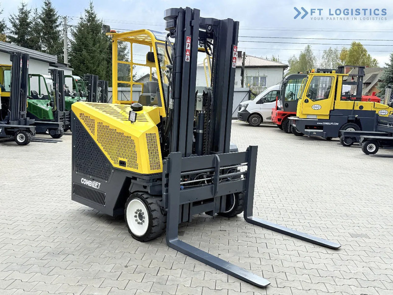 Combilift CB4000 / GAS / TRIPLEX 5200MM / FREE LIFT / FORK POSITIONER / SIDE SHIFT / EXCELLENT CONDITION / Wide range of four-way and side - 4-κίνητα ανυψωτικό στενών δρόμων: φωτογραφία 5 Combilift CB4000 / GAS / TRIPLEX 5200MM / FREE LIFT / FORK POSITIONER / SIDE SHIFT / EXCELLENT CONDITION / Wide range of four-way and side - 4-κίνητα ανυψωτικό στενών δρόμων: φωτογραφία 5