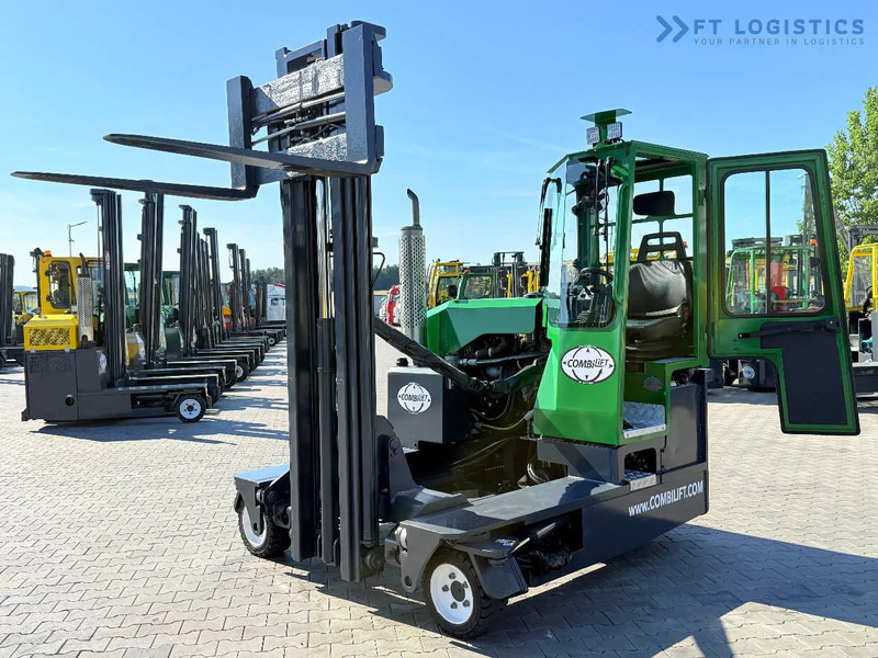 Combilift COMBILIFT C3000 – DUPLEX 4100mm – Year 2013 – 4041 hours – DIESEL – FREE LIFT – FORK POSITIONER – SIDE SHIFT – 1150mm FORKS – CO - 4-κίνητα ανυψωτικό στενών δρόμων: φωτογραφία 1 Combilift COMBILIFT C3000 – DUPLEX 4100mm – Year 2013 – 4041 hours – DIESEL – FREE LIFT – FORK POSITIONER – SIDE SHIFT – 1150mm FORKS – CO - 4-κίνητα ανυψωτικό στενών δρόμων: φωτογραφία 1
