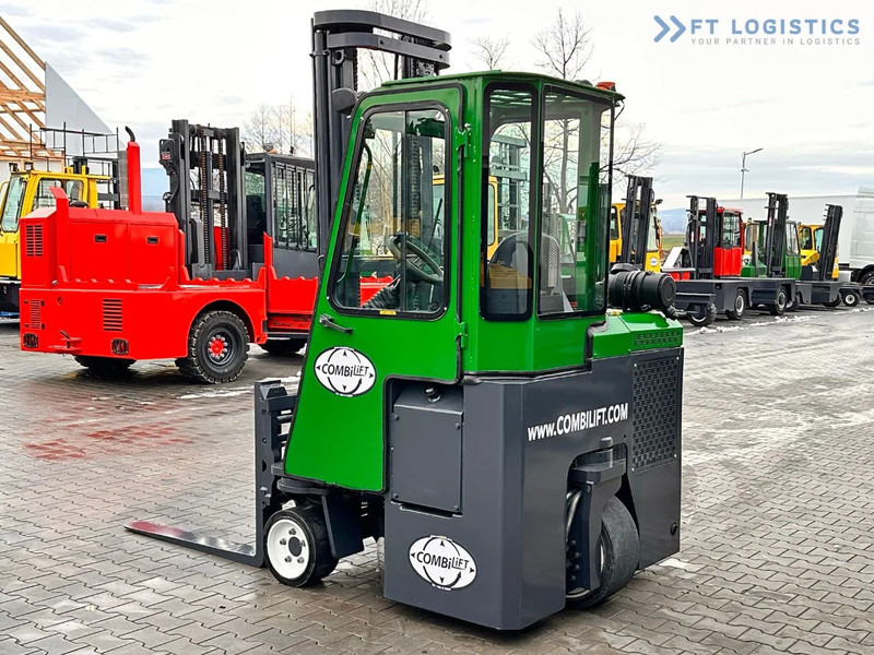 Combilift Combilift C3000CB - DUPLEX 4000mm - Year 2015 - / CABIN - HEATING / ONLY 6546 MTH / EXCELLENT CONDITION / LIKE NEW! Combilift C3 - 4-κίνητα ανυψωτικό στενών δρόμων: φωτογραφία 5 Combilift Combilift C3000CB - DUPLEX 4000mm - Year 2015 - / CABIN - HEATING / ONLY 6546 MTH / EXCELLENT CONDITION / LIKE NEW! Combilift C3 - 4-κίνητα ανυψωτικό στενών δρόμων: φωτογραφία 5